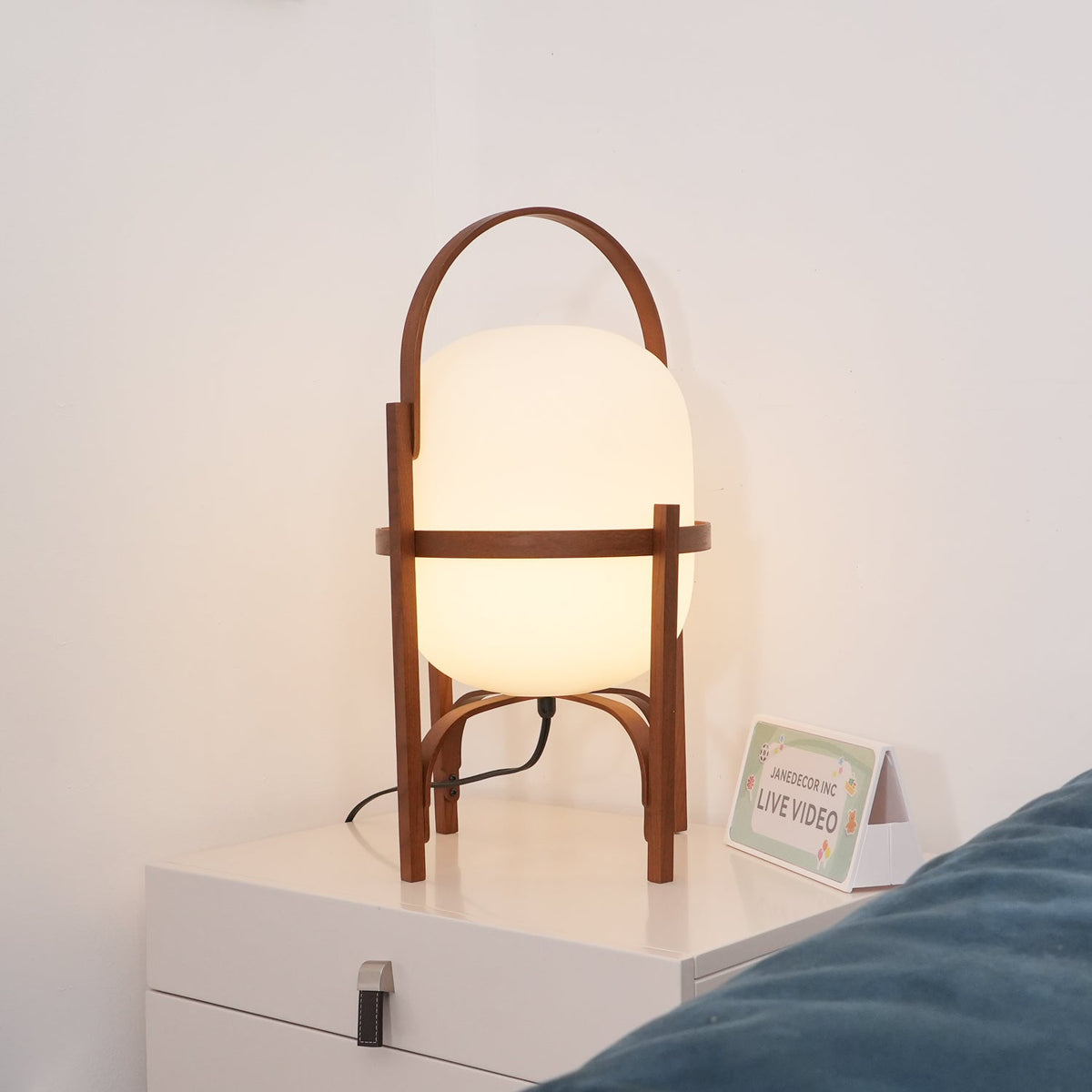 Lampada da Tavolo in Vetro a Forma di Lanterna Portatile