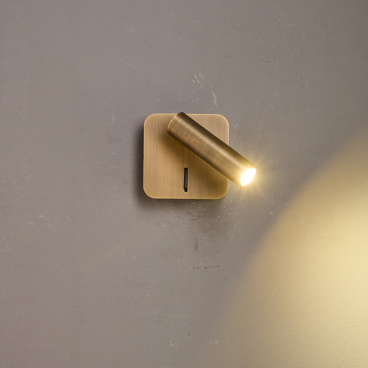 Lampada da Parete Prea