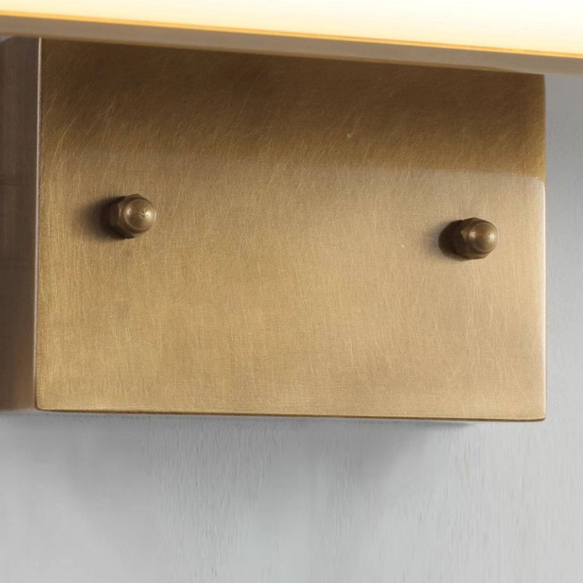 Applique da Parete in Ottone Arti