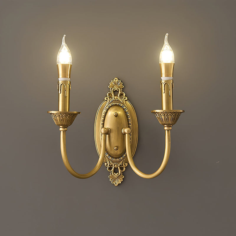 Applique a Candela Blair