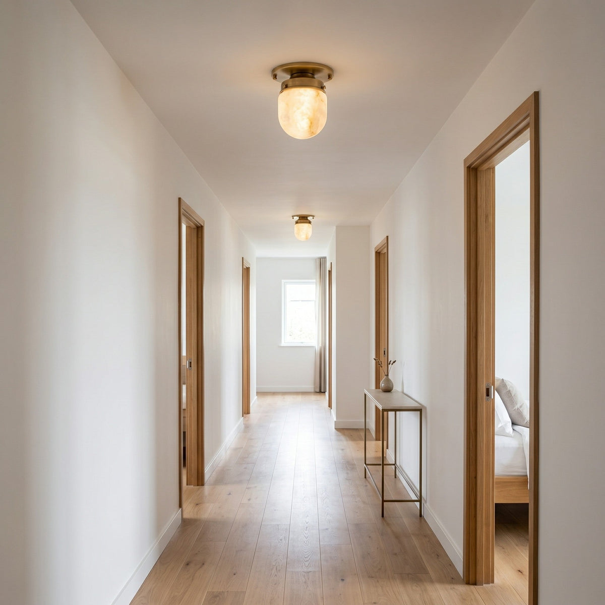 Lampada da soffitto in alabastro a forma di proiettile