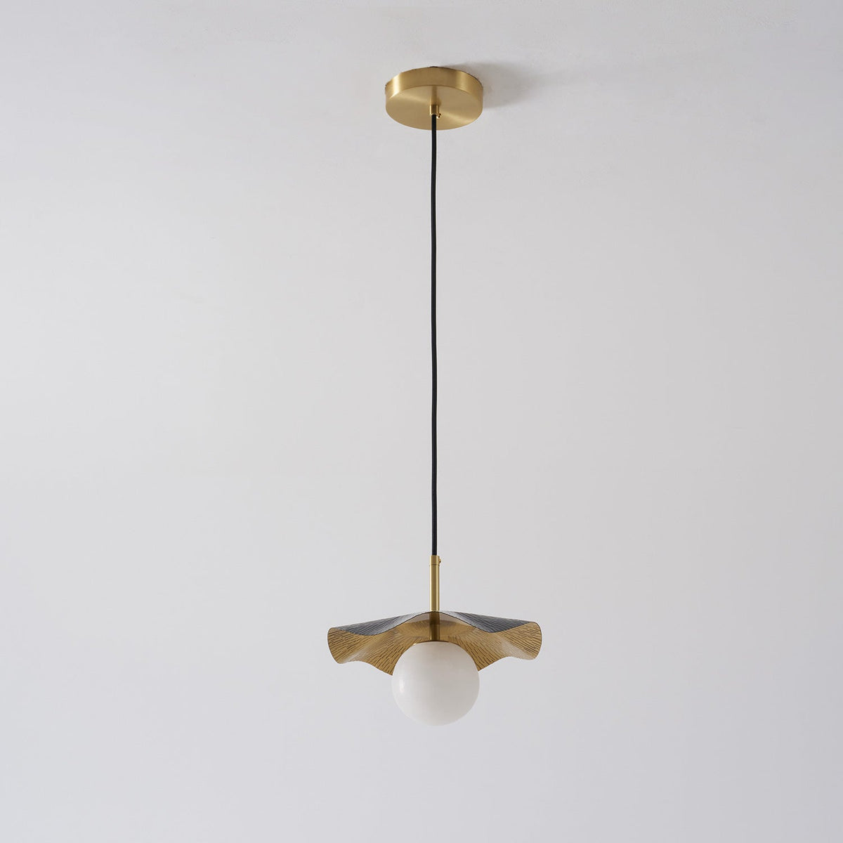 Montera Alabaster Pendant Light