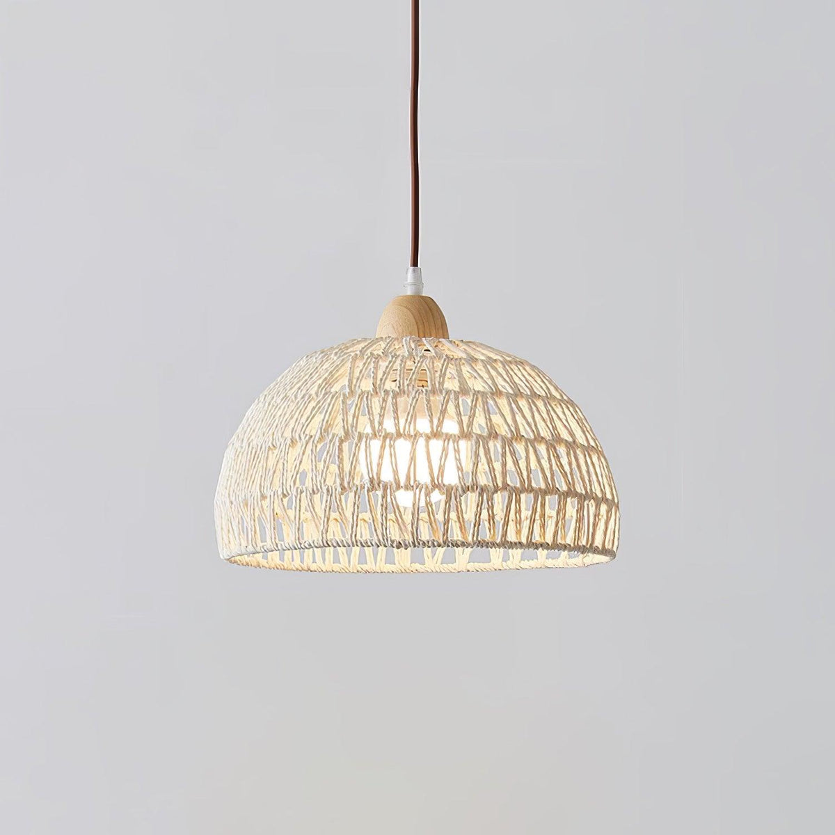 Lampada a sospensione ad arco in rattan