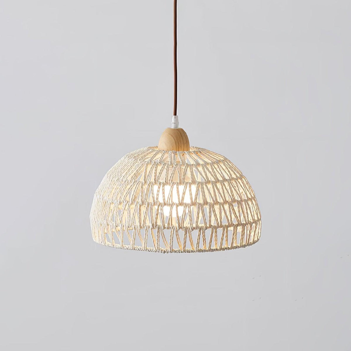 Lampada a sospensione ad arco in rattan