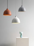 Lampada a sospensione in resina