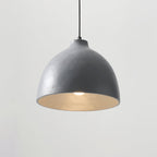 Lampada a sospensione in resina