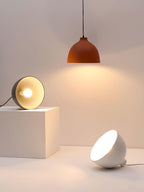 Lampada a sospensione in resina
