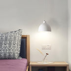 Lampada a sospensione in resina