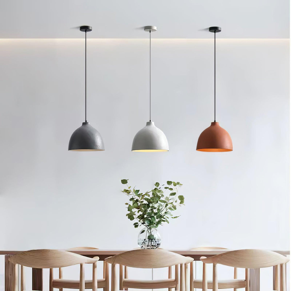 Lampada a sospensione in resina