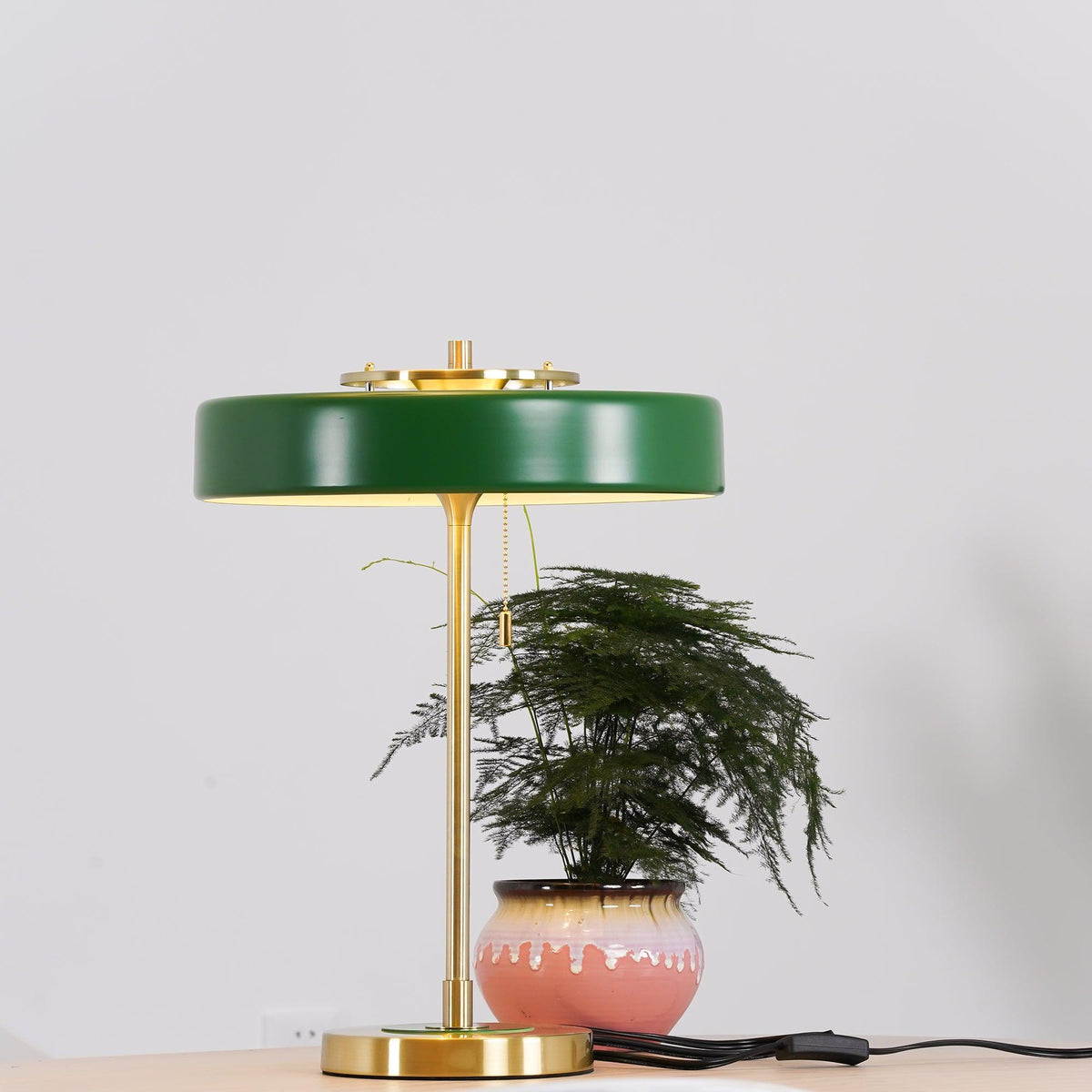 Lampada da tavolo Revolve