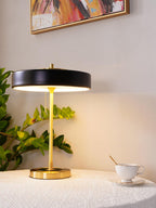 Lampada da tavolo Revolve