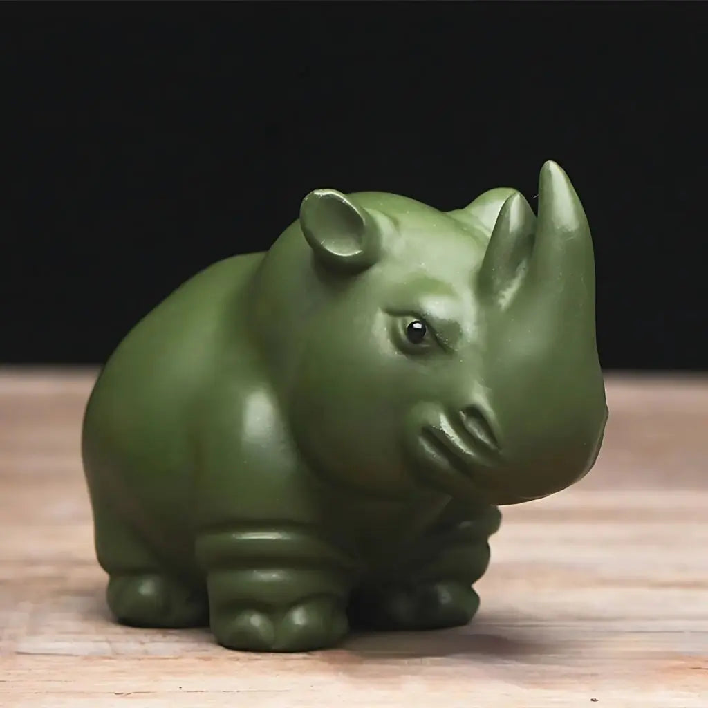 Decorazione in Argilla Rhino per il Tè Sophia
