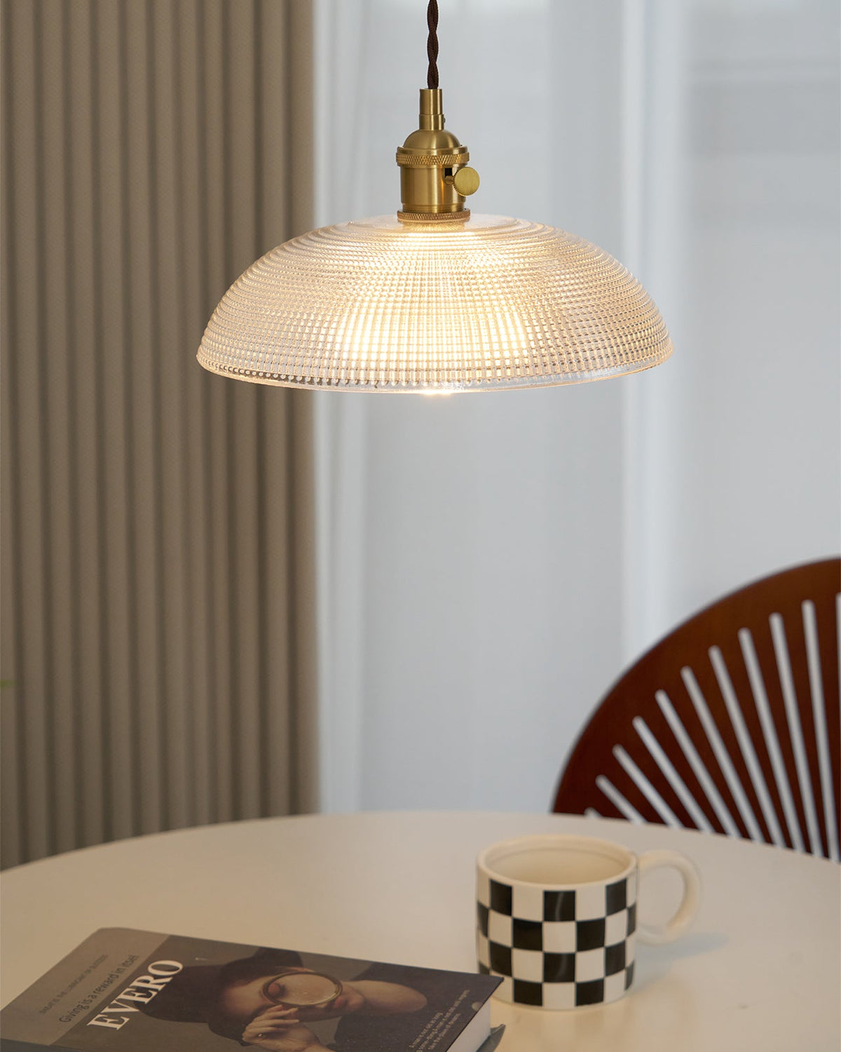 Lampada a sospensione a spirale rigata