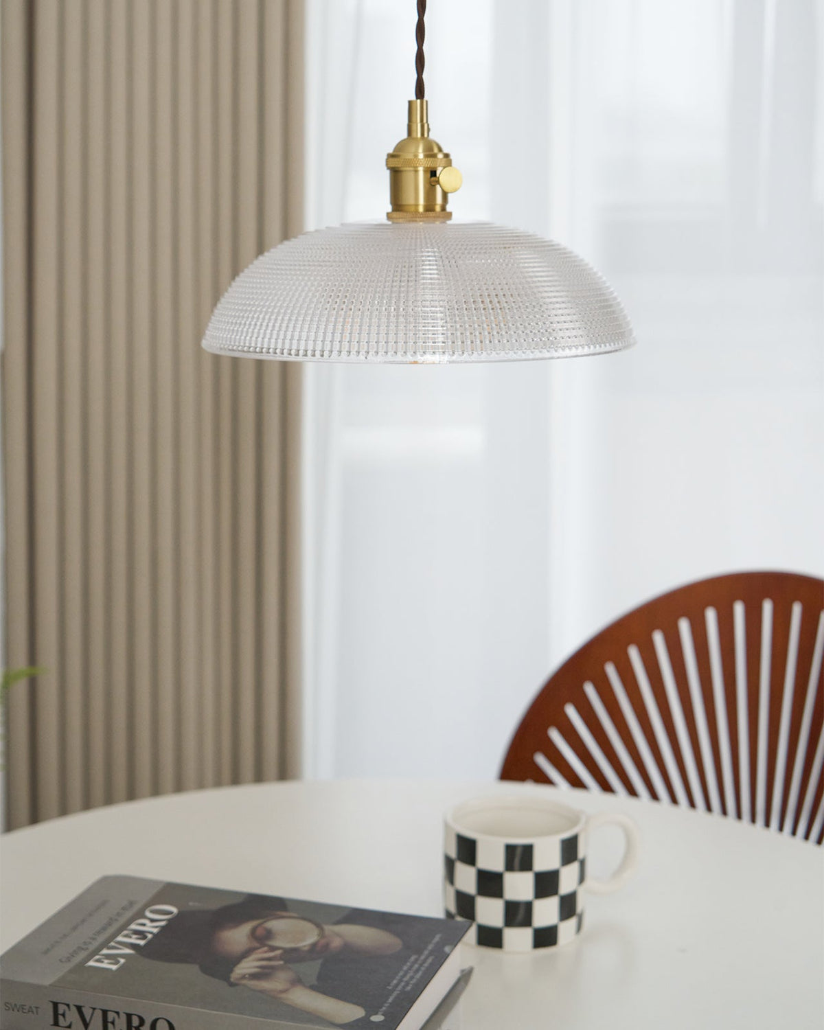 Lampada a sospensione a spirale rigata