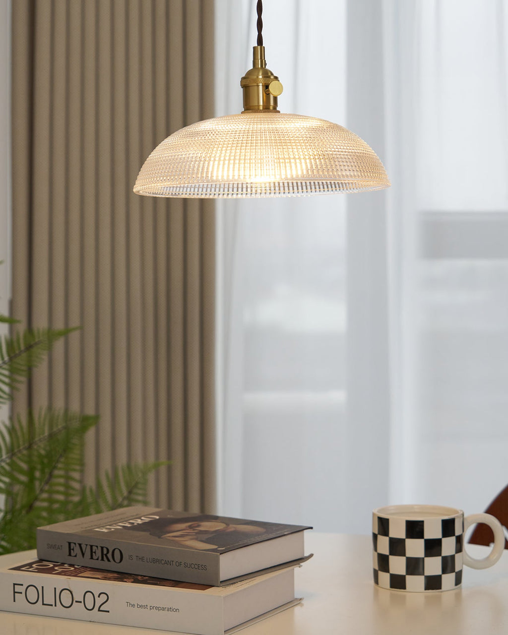 Lampada a sospensione a spirale rigata