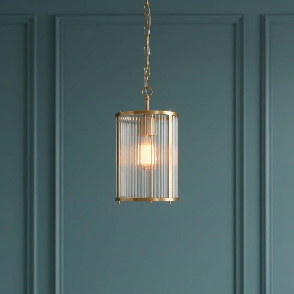 Ridgeton Pendant in Ottone Antico con Paralume in Vetro Rigato