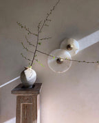 Lampada da Parete Rotonda in Alabastro con Finitura in Ottone