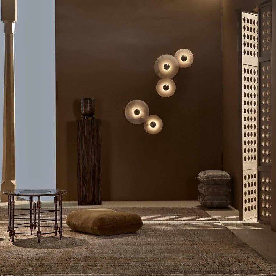 Lampada da Parete Rotonda in Alabastro con Finitura in Ottone