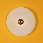 Lampada da Parete Rotonda in Alabastro con Finitura in Ottone