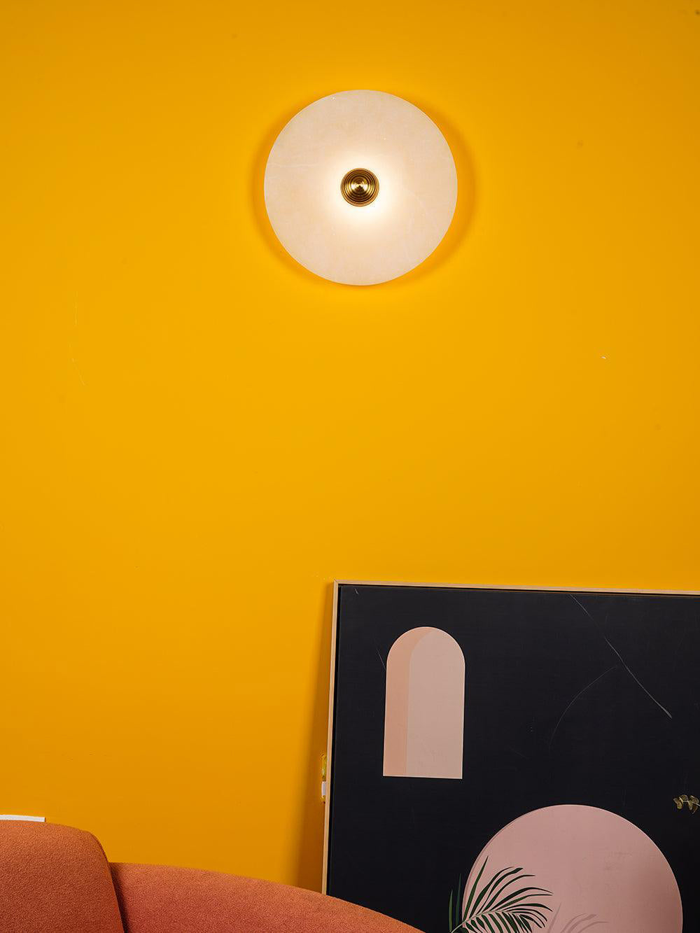 Lampada da Parete Rotonda in Alabastro con Finitura in Ottone