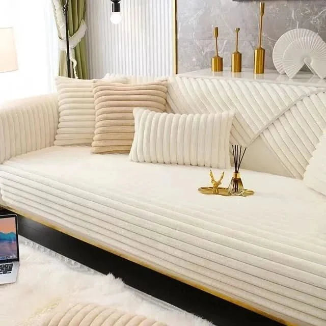 SnugShield - Copertura per Divano Impermeabile e Antiscivolo per il Massimo Comfort e Protezione