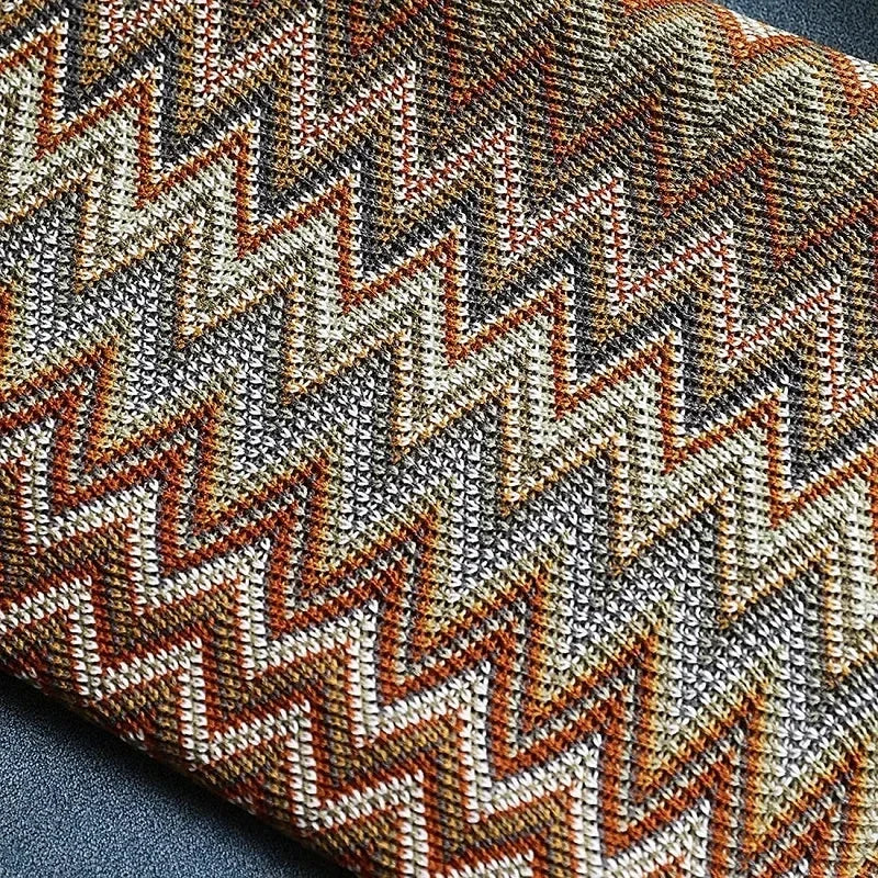 Coperta Boho a Quadri con Frange – Morbida Coperta con Motivo Geometrico in Colori Caldi