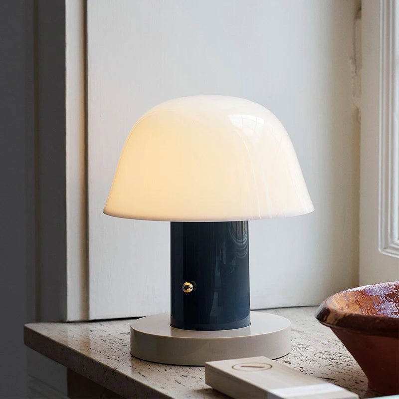 MushroomGlow - Lampada da tavolo ricaricabile con luminosità regolabile