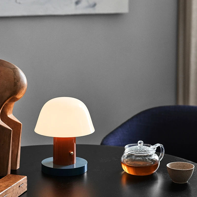 MushroomGlow - Lampada da tavolo ricaricabile con luminosità regolabile