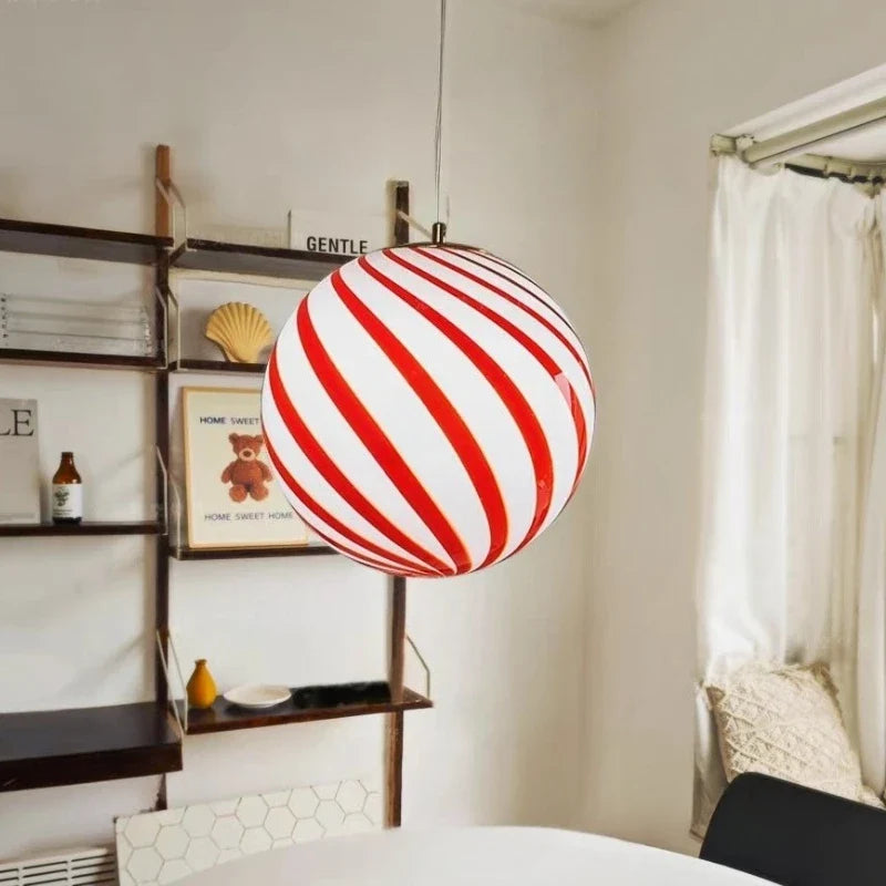 Lampada a Sospensione con Sfera di Vetro Colorata