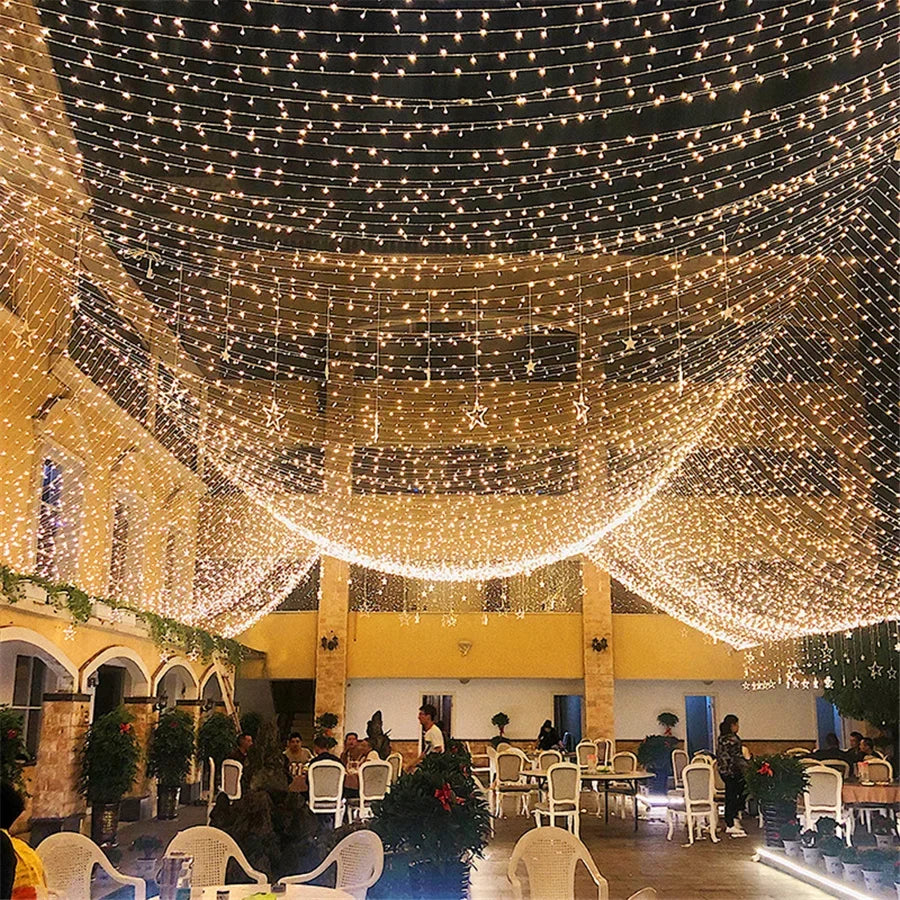 LumiFest Illuminazione Natalizia LED – 10M / 50M / 100M
