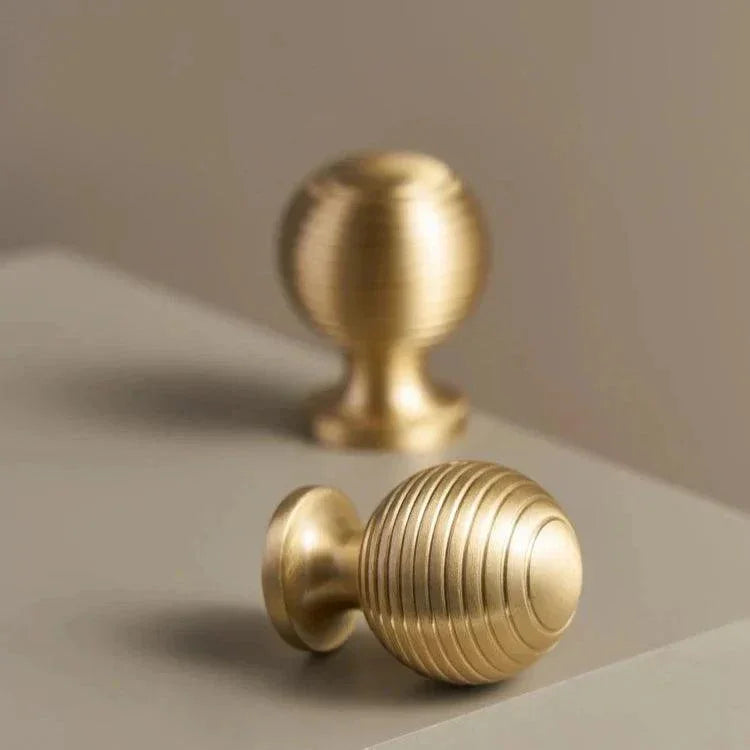 Maniglie in Ottone Clare