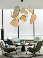 Lampadario in rattan e bambù dal design moderno