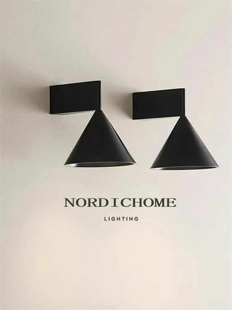 LumoCone Lampada da Parete Minimalista Italiana