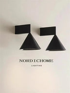 LumoCone Lampada da Parete Minimalista Italiana