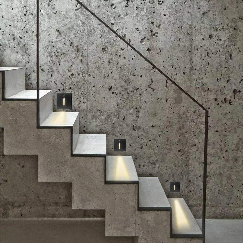 LumiStep Sensor Wall Lamp