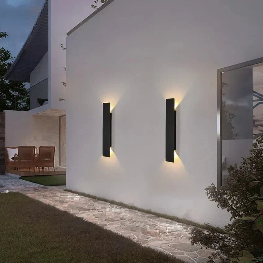 Triglow - Lampada da parete LED impermeabile per esterni