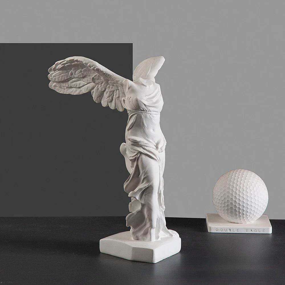 GoddessAura - Statua ispirata alla Grecia maestosa per forza ed eleganza