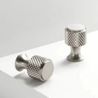 Manopole Kairi con Intaglio a Diamante