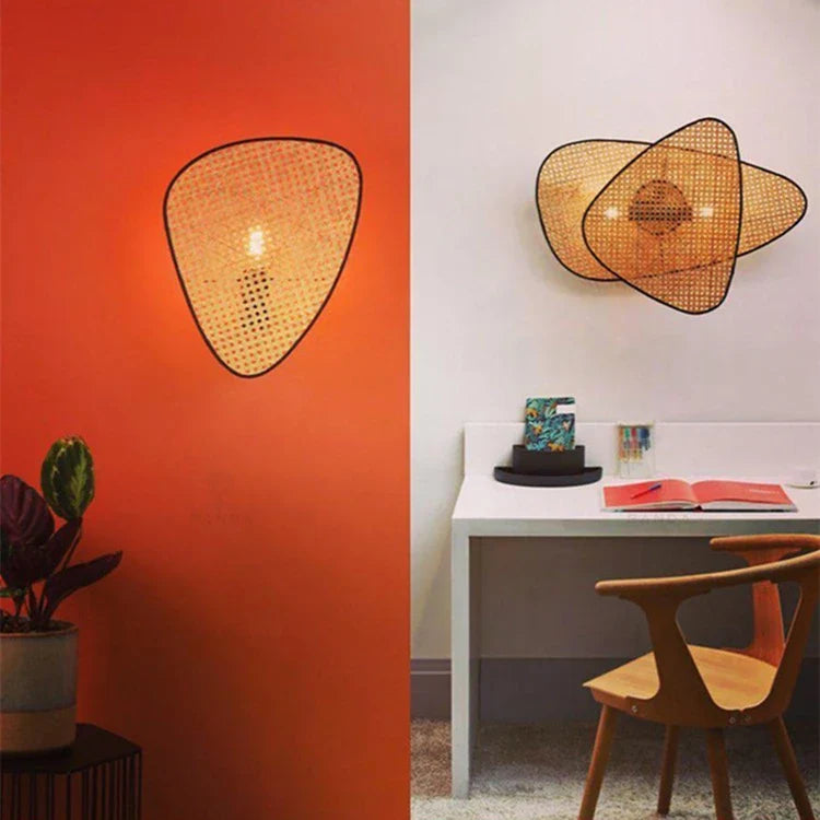 Lampadario in rattan e bambù dal design moderno