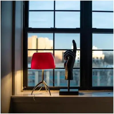 LumiereGlow Bauhaus Lampada da Tavolo a Tre Piedi