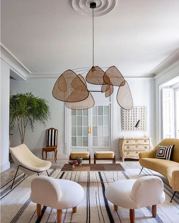 Lampadario in rattan e bambù dal design moderno