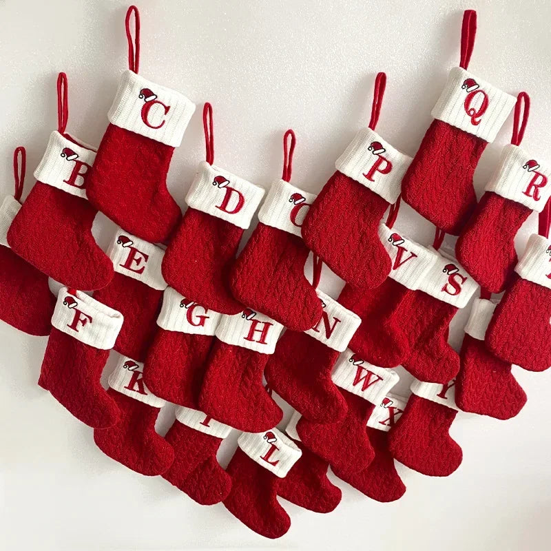 Calza di Natale con Iniziale – Calza di Natale Personalizzata per Decorazioni Natalizie