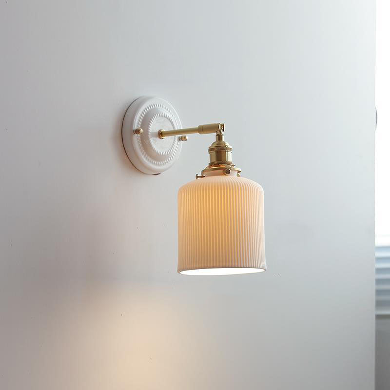 Applique da parete in ceramica vintage tradizionale rotonda in ottone con 1 luce per soggiorno