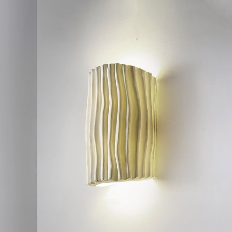 Applique a Parete a Due Luci in Resina Striata Nordica Contemporanea per Soggiorno