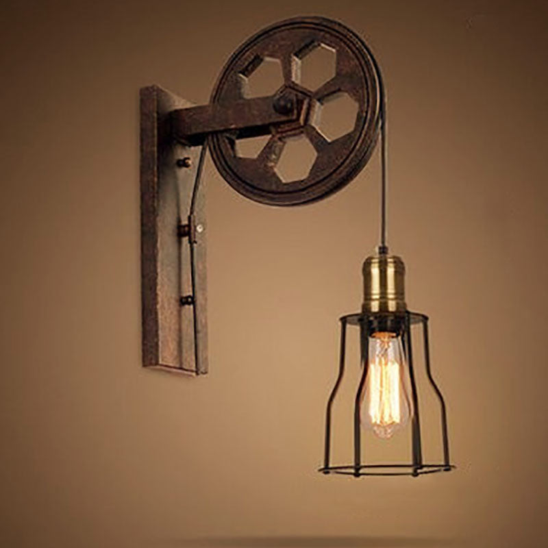 Applique da parete in ferro e legno vintage tradizionale con pulleys a 1 luce