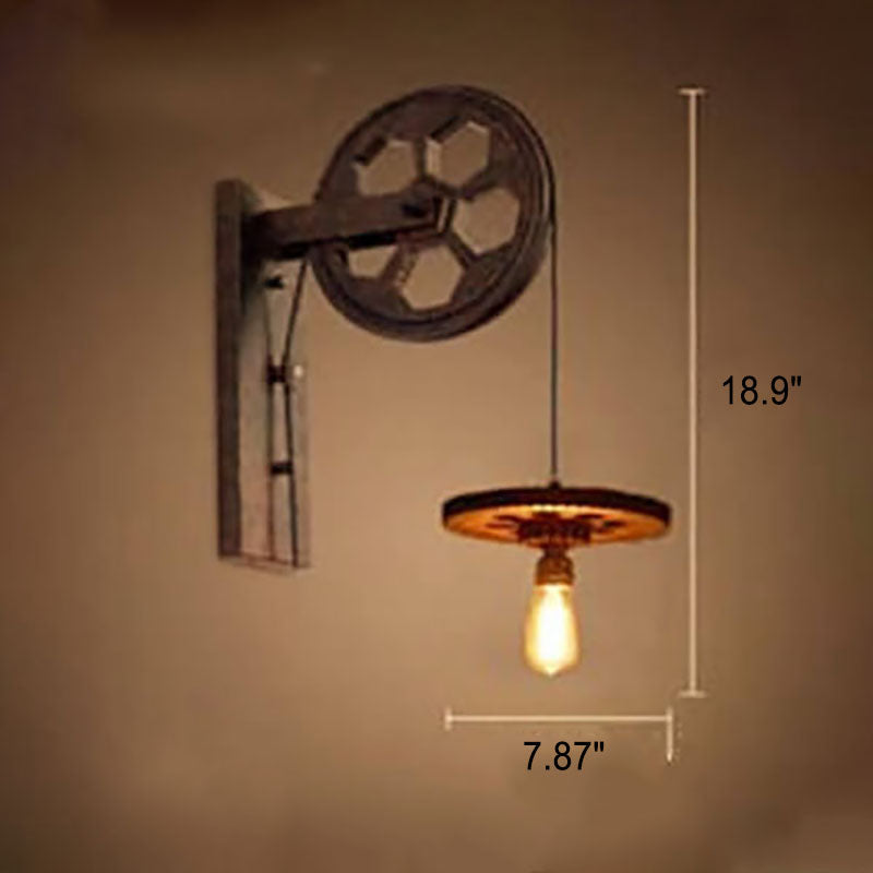 Applique da parete in ferro e legno vintage tradizionale con pulleys a 1 luce