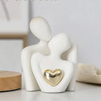EmbraceSoul – Figura che simboleggia amore e connessione
