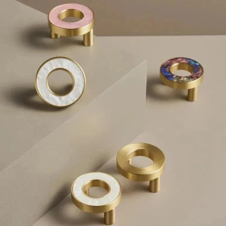 Maniglia ad Anello in Ottone Amyra