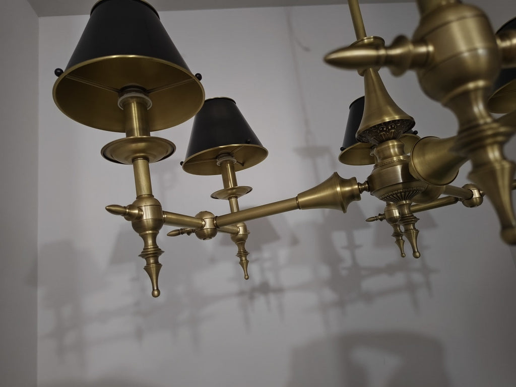 Candelabro in Ottone a Più Bracci