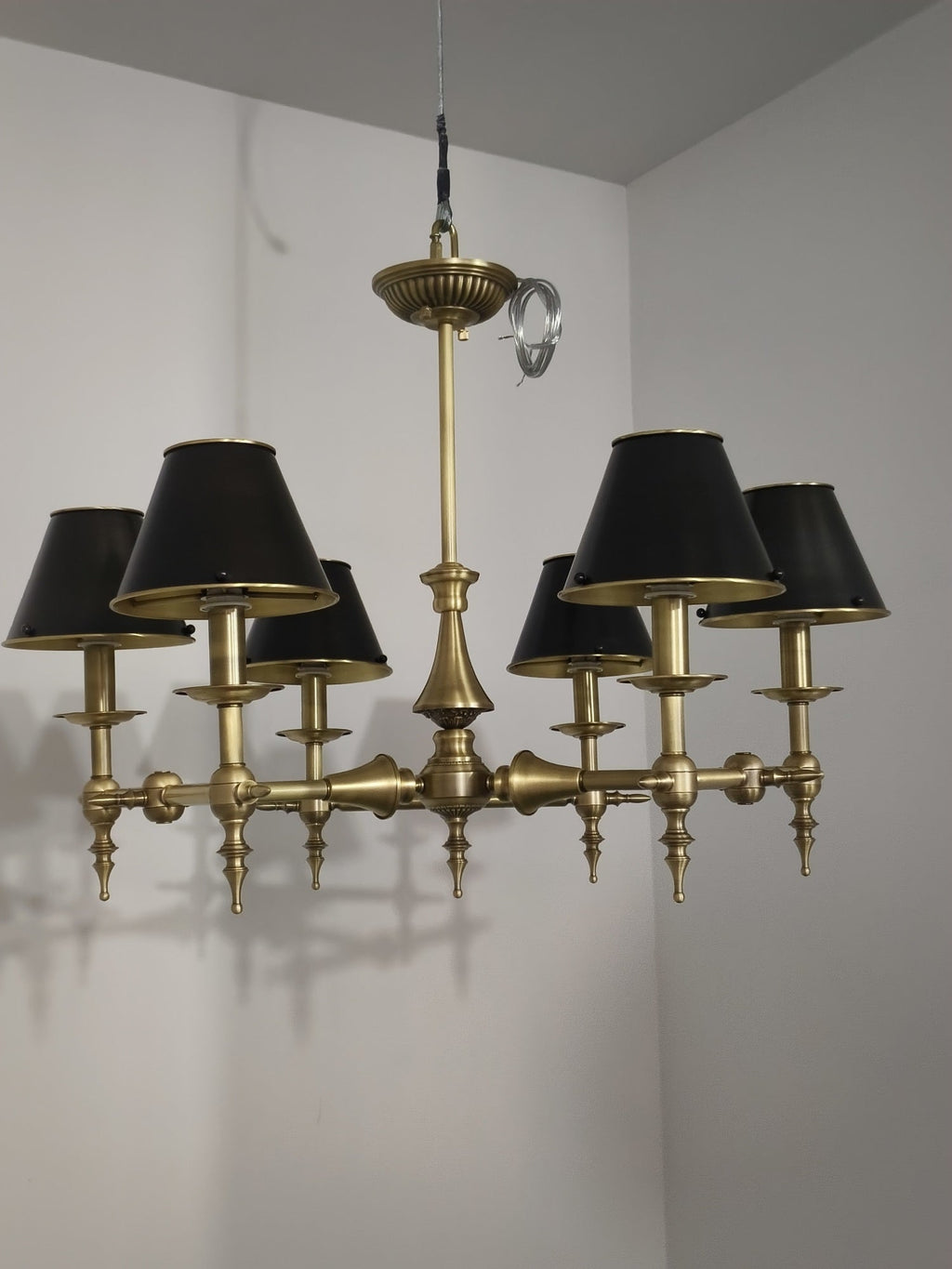 Candelabro in Ottone a Più Bracci